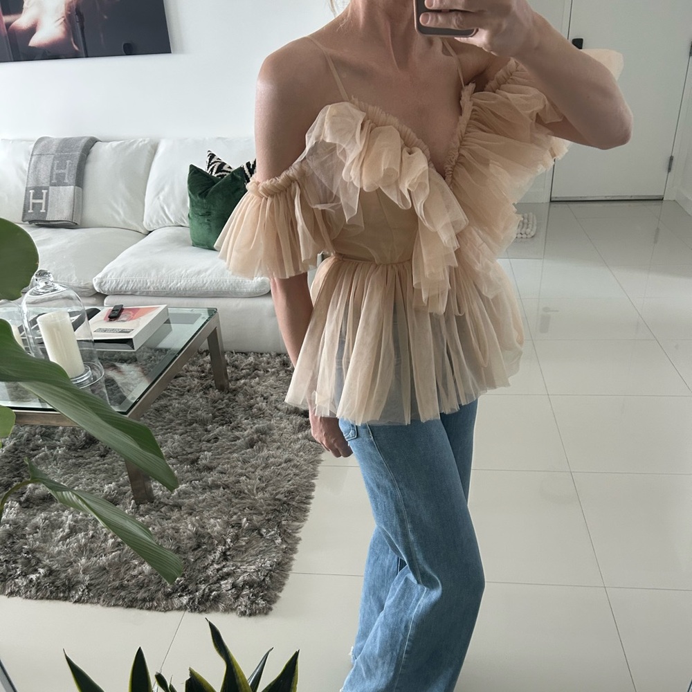 Simple Tan Ruffled Flutter Sleeve Blouse - Picture 2 of 5
